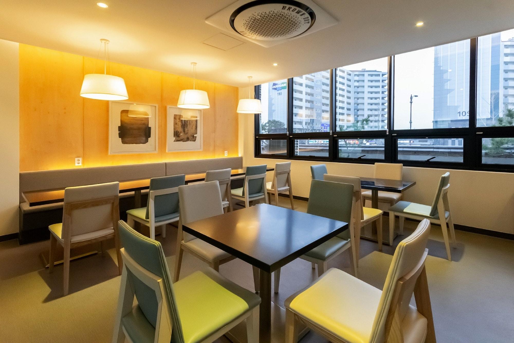 Gyeongju Brown Dot Gyeongju Bulguksa Branch 29/41