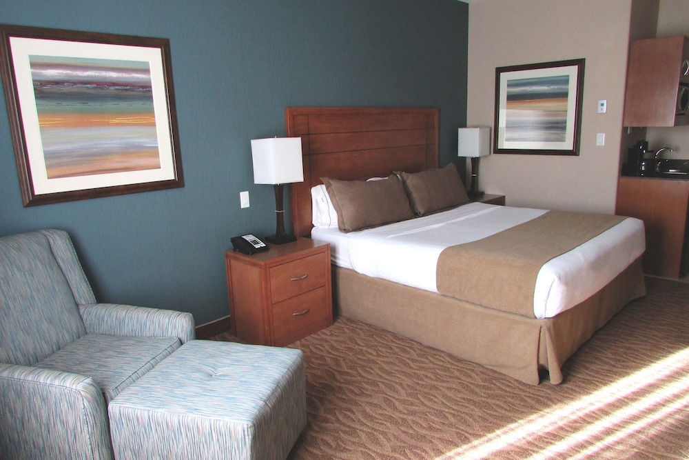 Sandman Hotel Suites Squamish 13/46