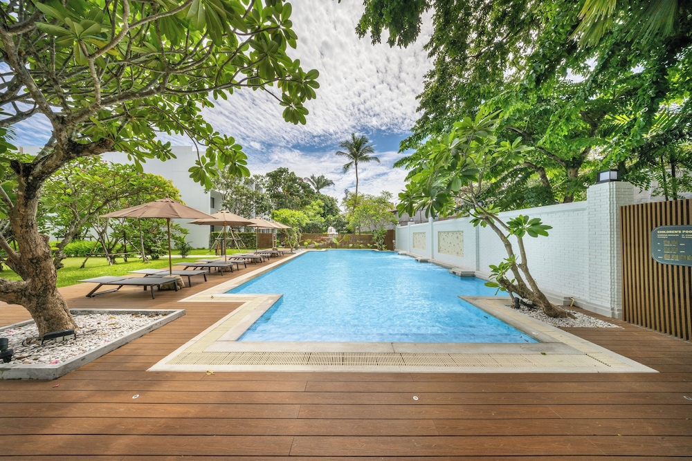 PATONG BEACH HOTEL 62/65