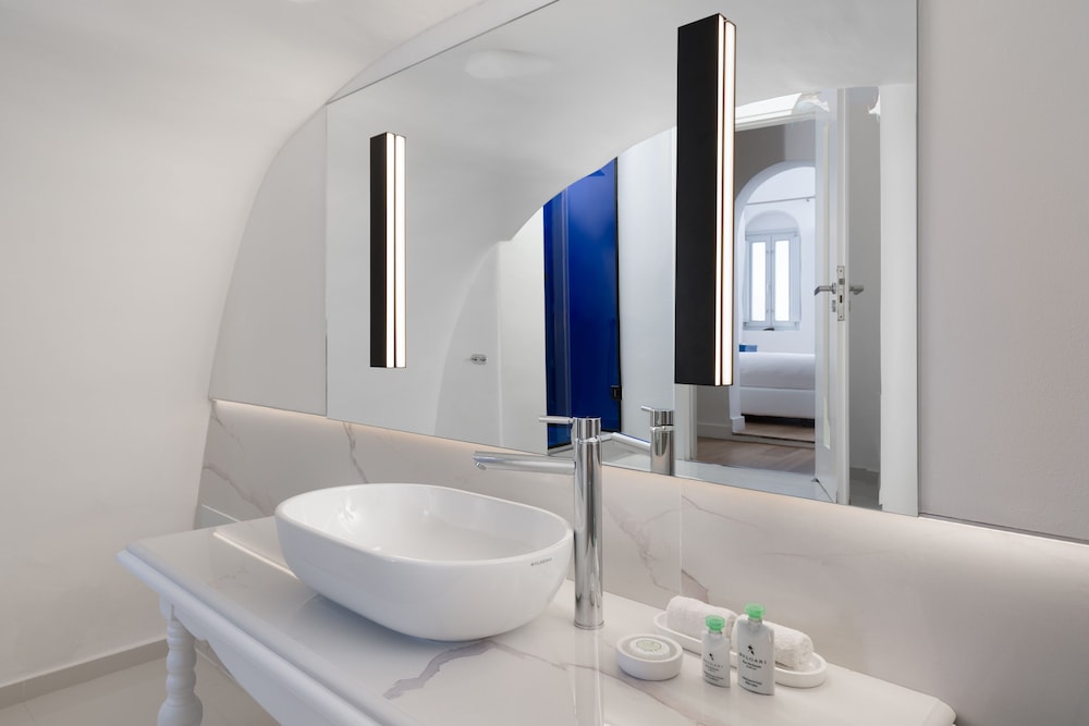 Villaki Oia 55/58