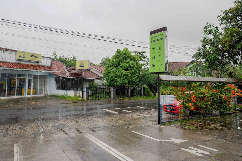 Urbanview Hotel Double Tree Purwokerto 19/25
