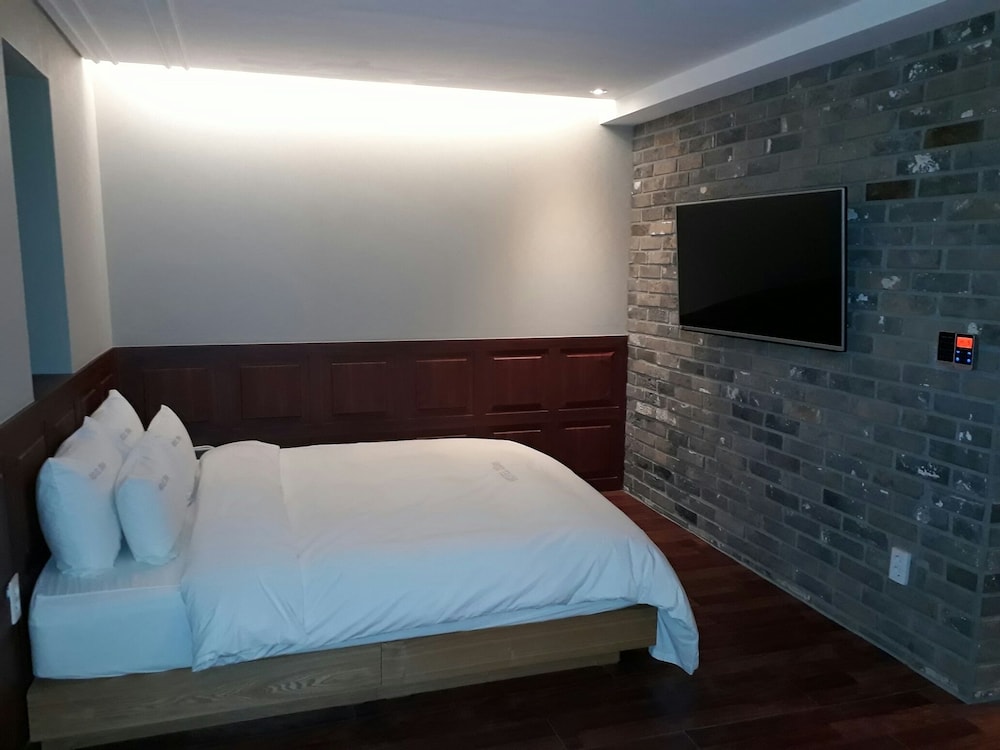 2Day Hotel 21/50