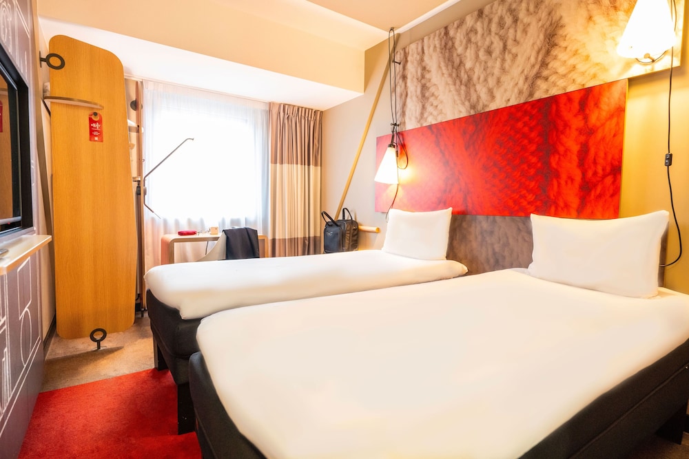 Ibis Geneve Centre Lac 22/53
