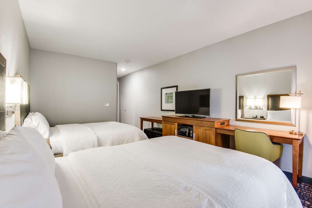 Hampton Inn Suites Dallas Ft Worth Airport South Tx 9/49