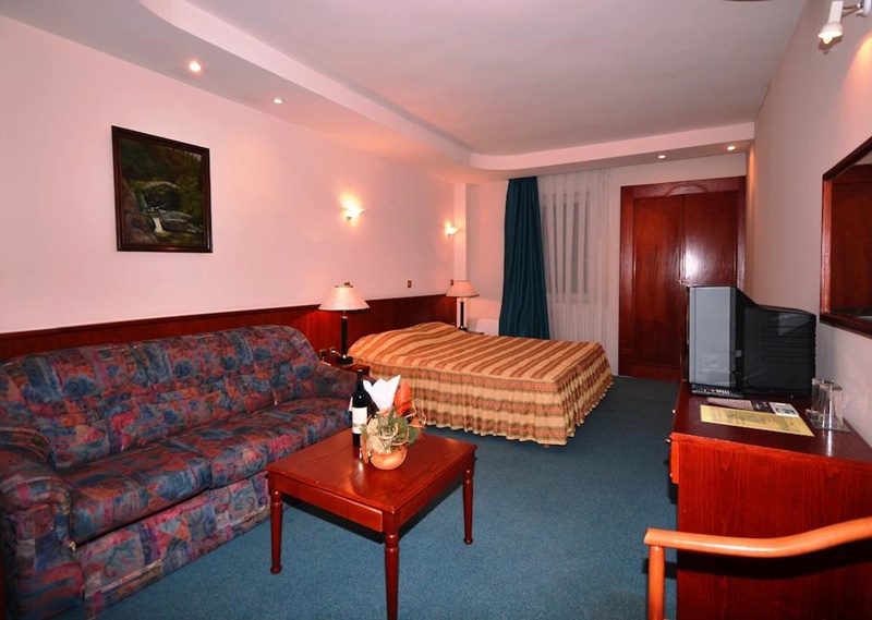 Lebed Hotel 25/31