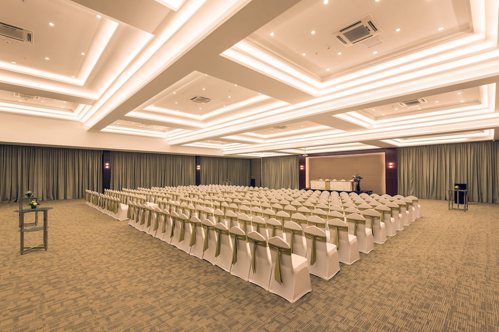 Jie Jie Beach Hotel 33/45
