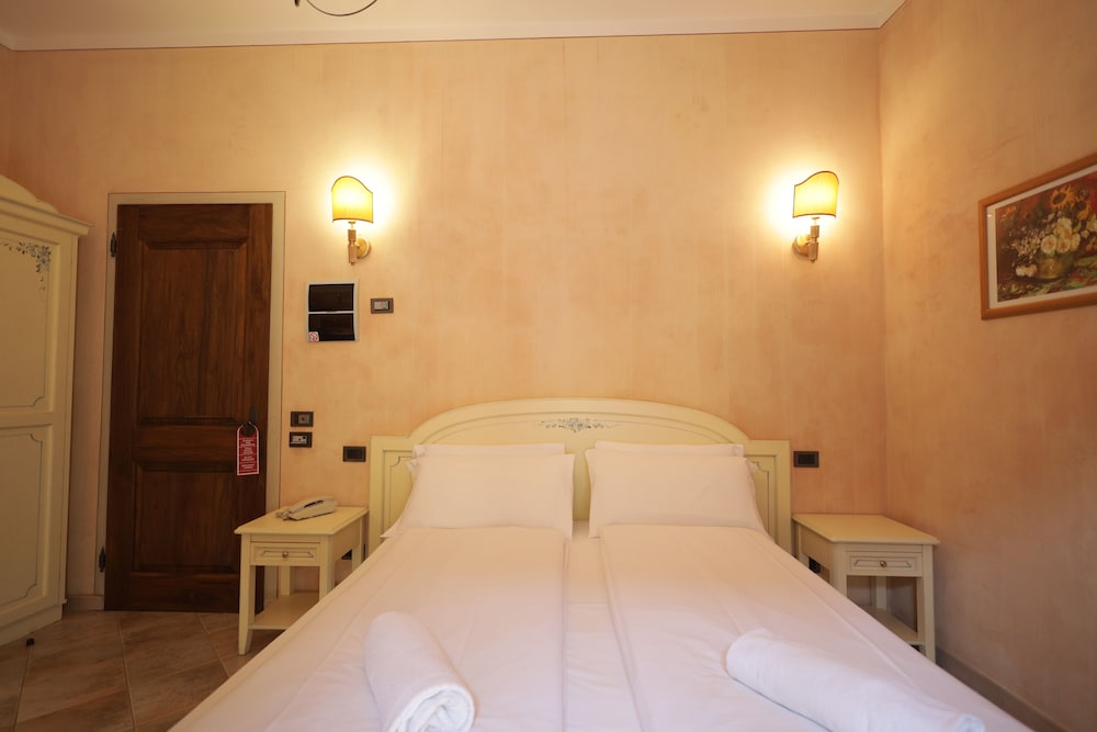 Hotel Il Portico 19/50