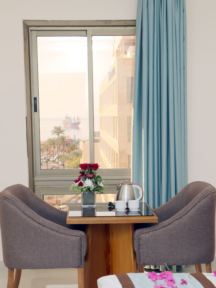 Raed Hotel Suites 26/39