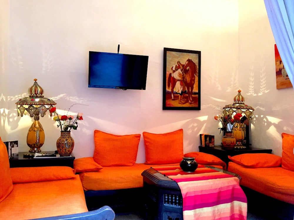 Riad Al Jana 28/50