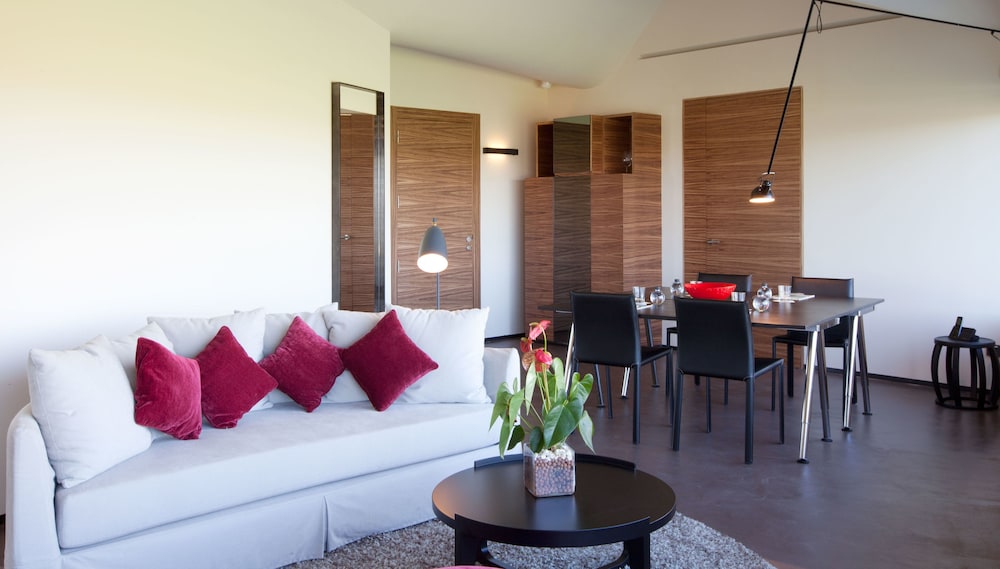 Cava Hotel Mastinell 31/68