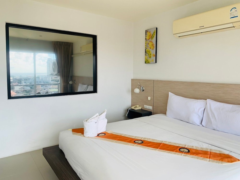 Deluxe, King Bed, Ocean View, Terrace