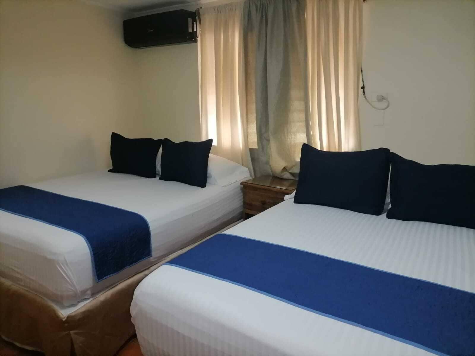 LA PLATA HOTEL 8/28
