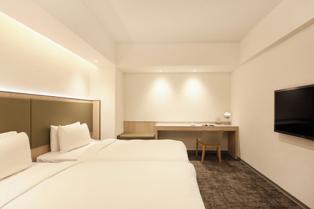 Deluxe, Twin Beds, No Window