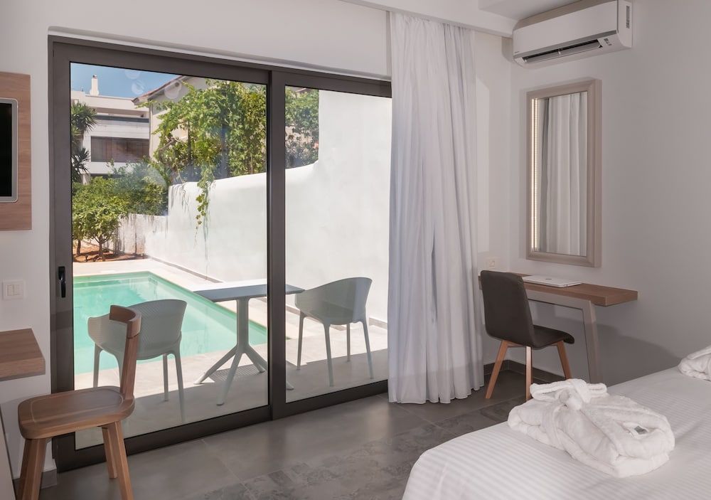 Epavli Boutique Hotel 24/65