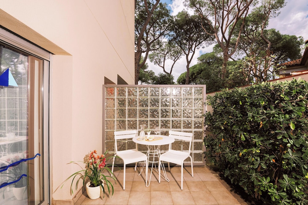 Apartamentos Porta Coeli 3/64