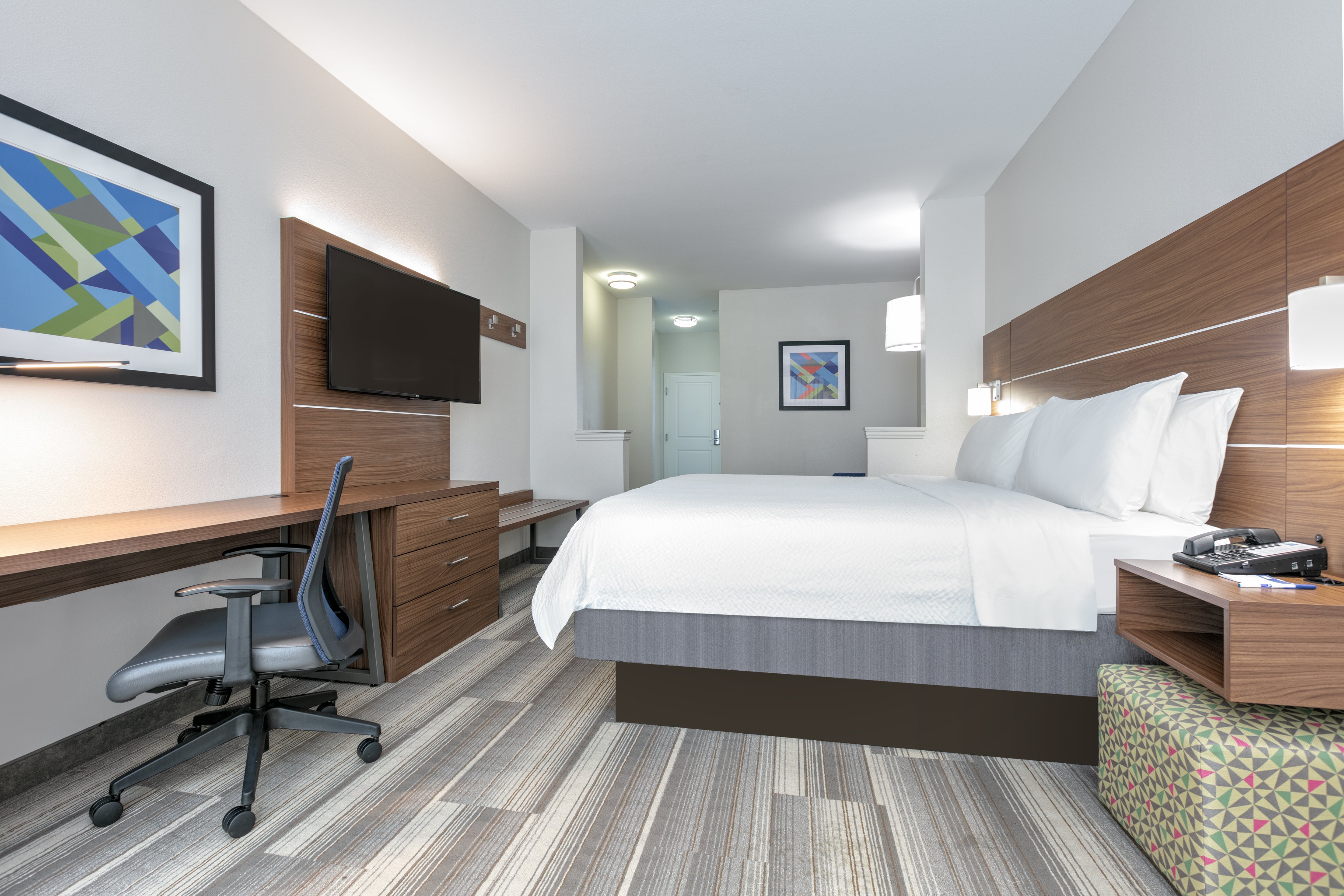 Suite, King Bed