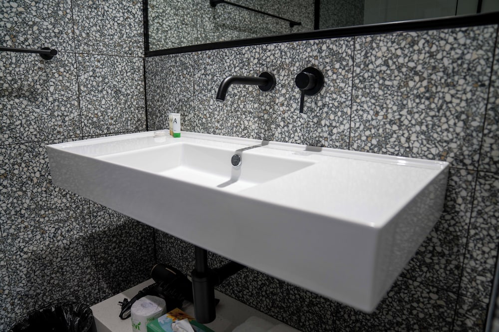 ValueSuites Penrith 59/60