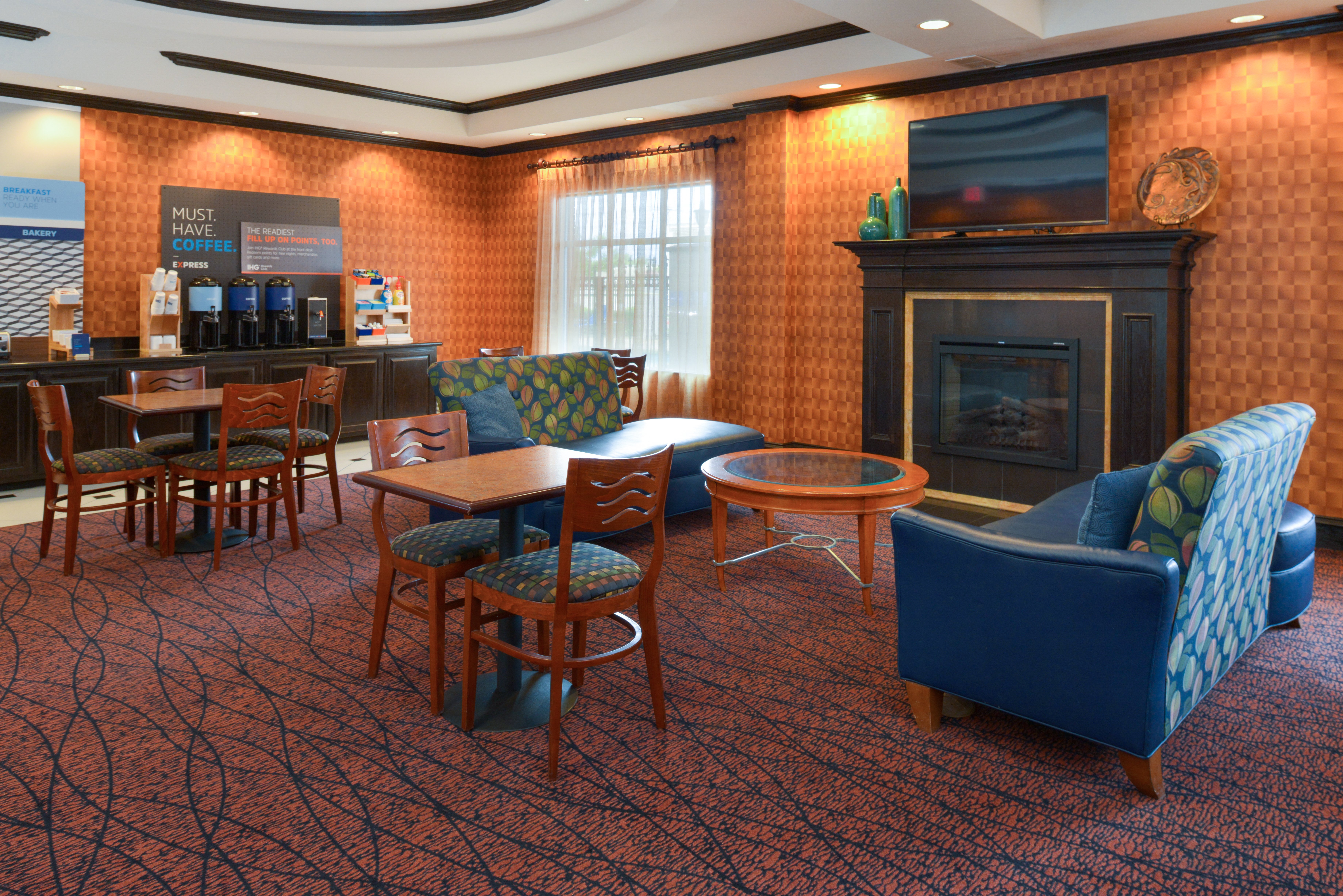 Holiday Inn Express & Suites Royse City - Rockwall, an IHG Hotel 42/70
