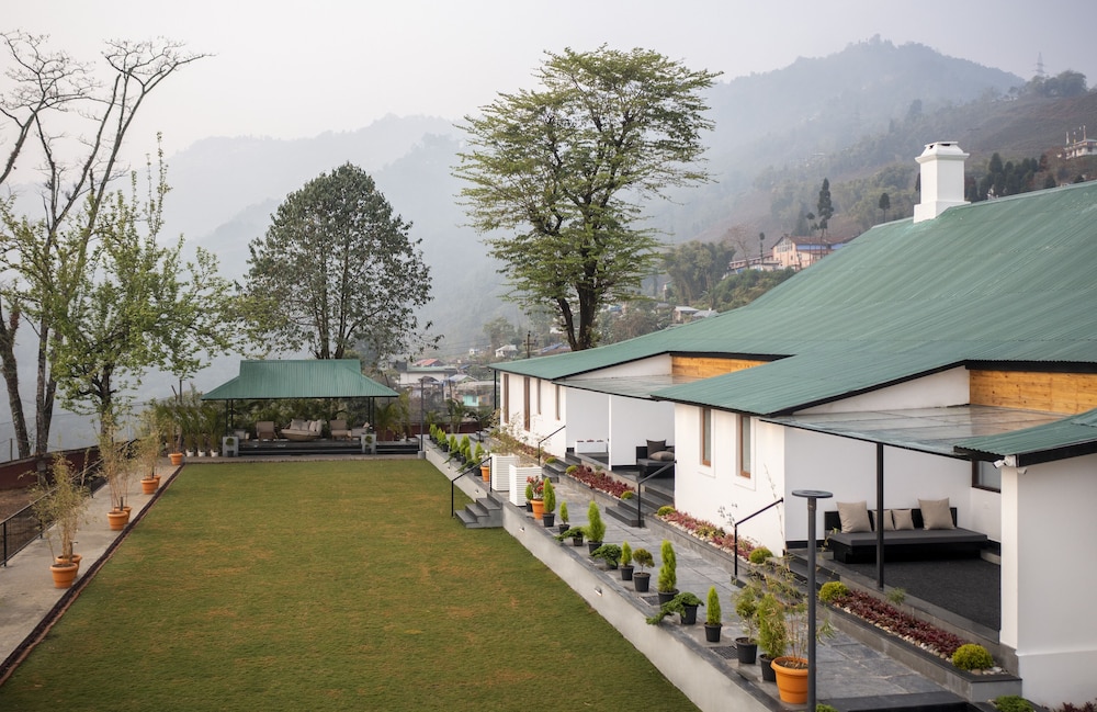 Ama Stays & Trails Puttabong Cottage, Darjeeling 45/50