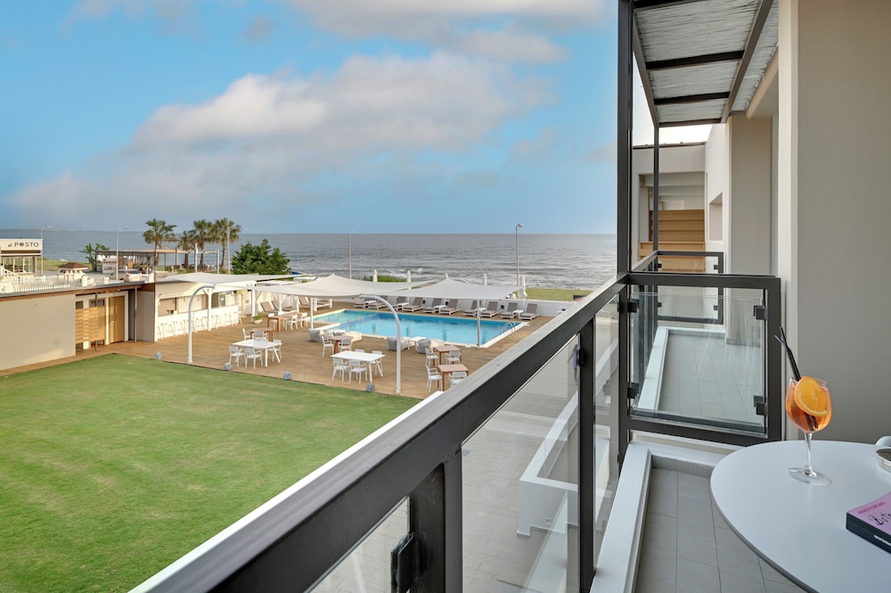 Sesa Boutique Hotel 40/47