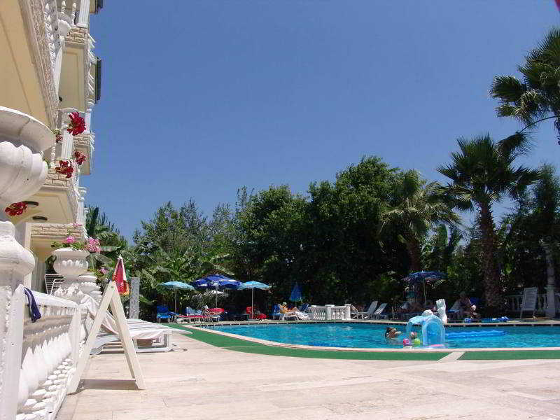 Cenk Bey Hotel 11/17