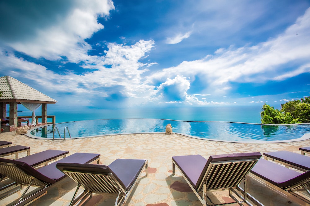 SAMUI BAYVIEW RESORT & SPA 8/66