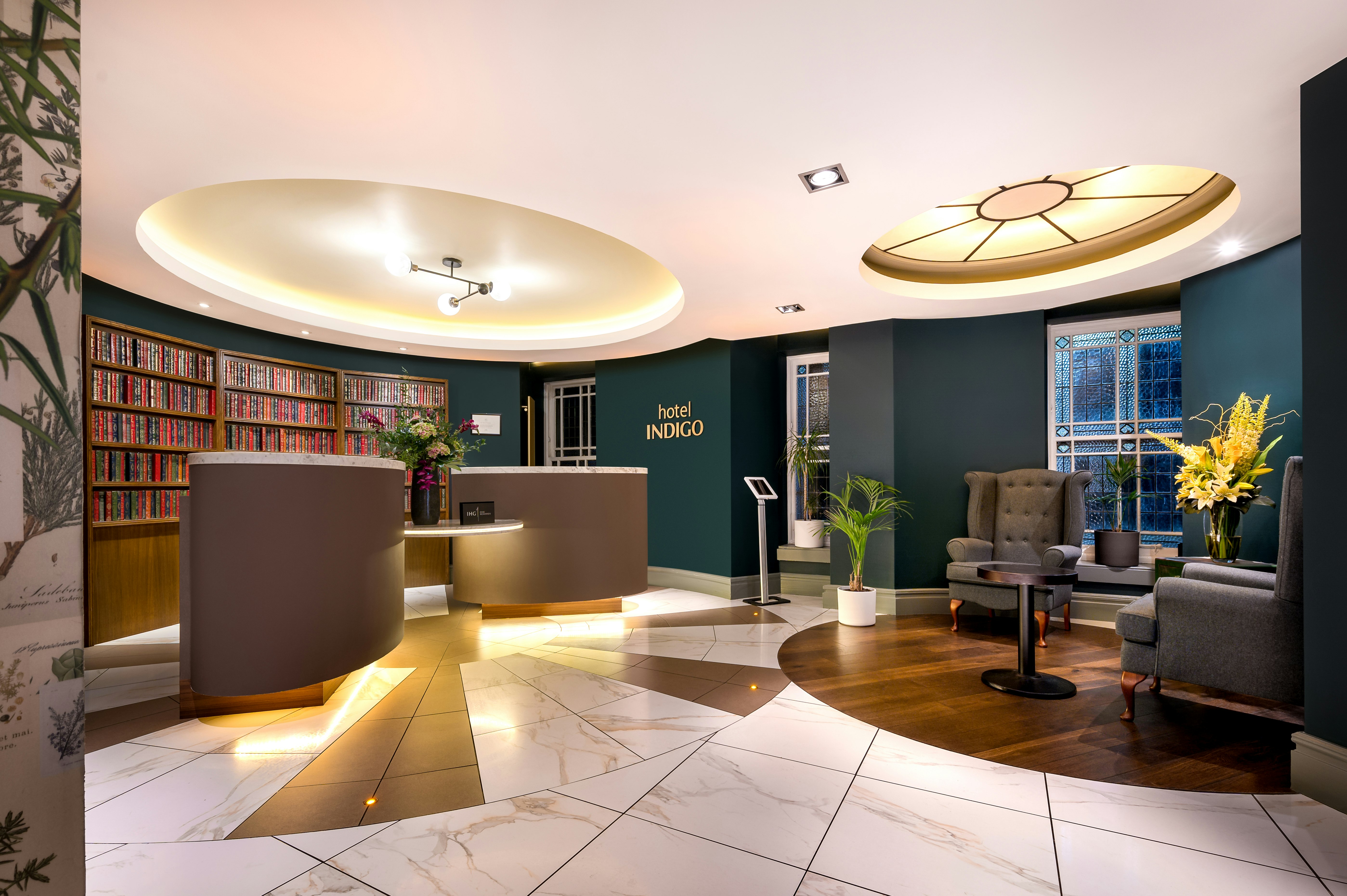 Hotel Indigo Edinburgh - Princes Street, an IHG Hotel (ex Royal British) 11/82