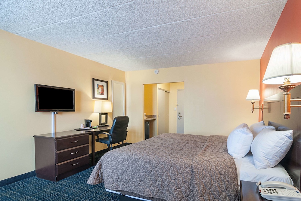 Rodeway Inn Meadowlands 18/30