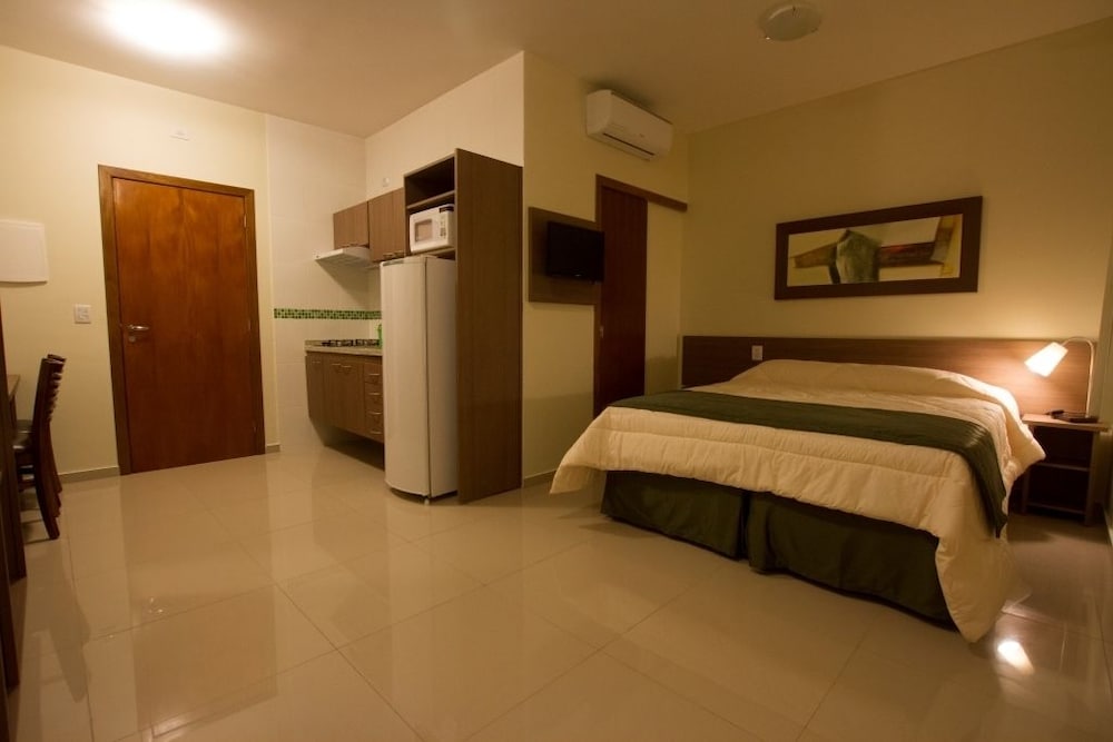 MY FLAT HOTEL 17/40