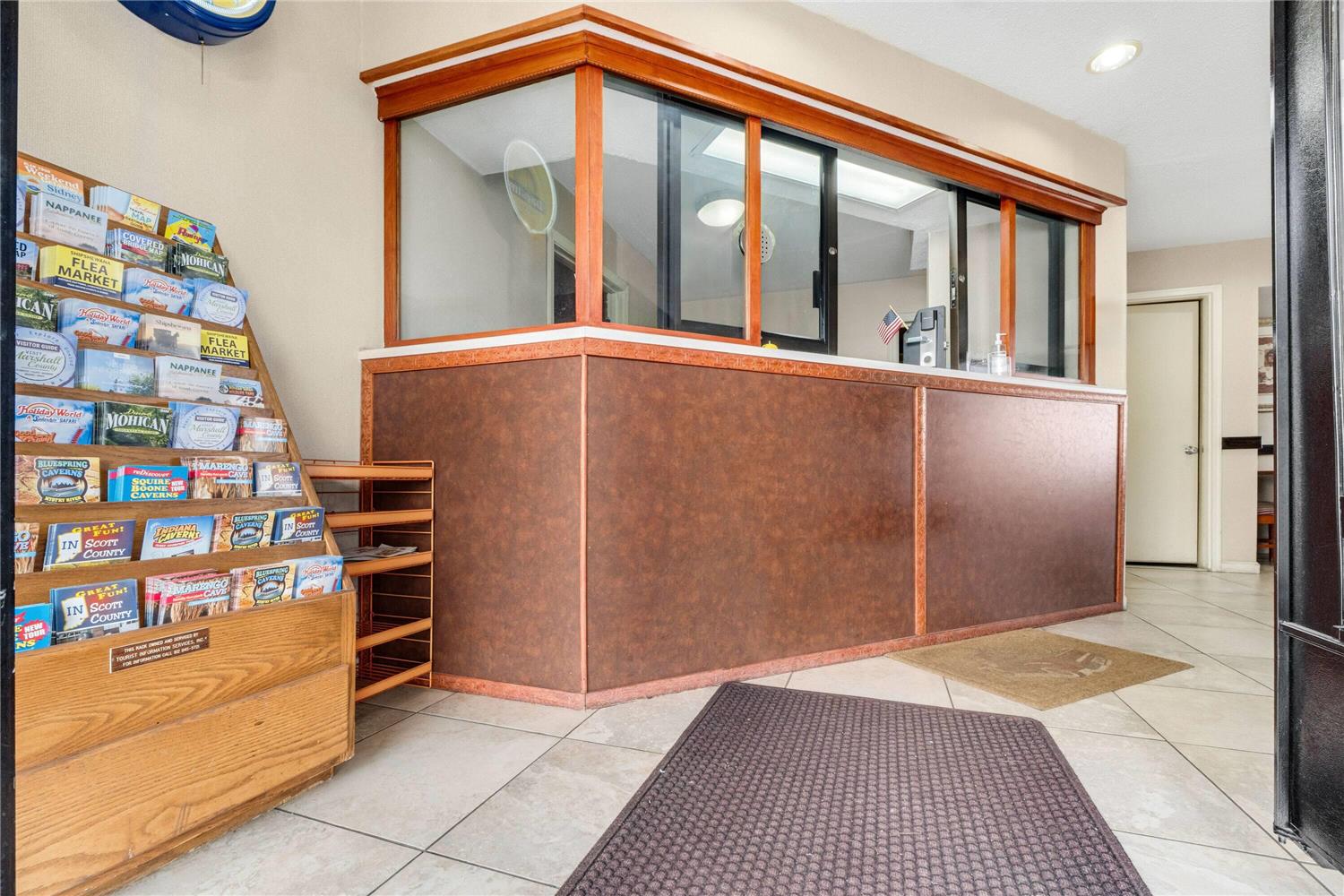 Days Inn by Wyndham Fort Wayne 4/21