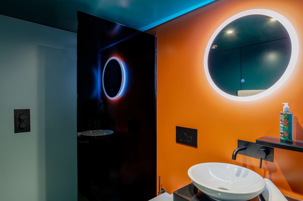 YOTEL Manchester Deansgate 45/47