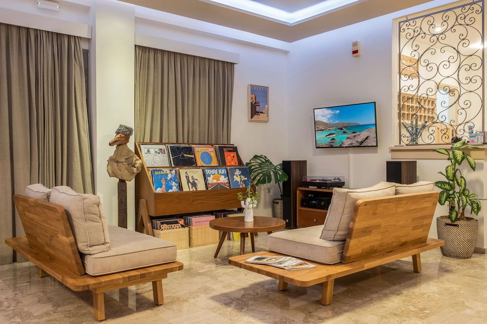 Aris Hotel Paleochora 33/42