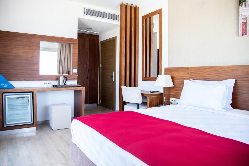 La Quinta By Wyndham Cesme 25/58