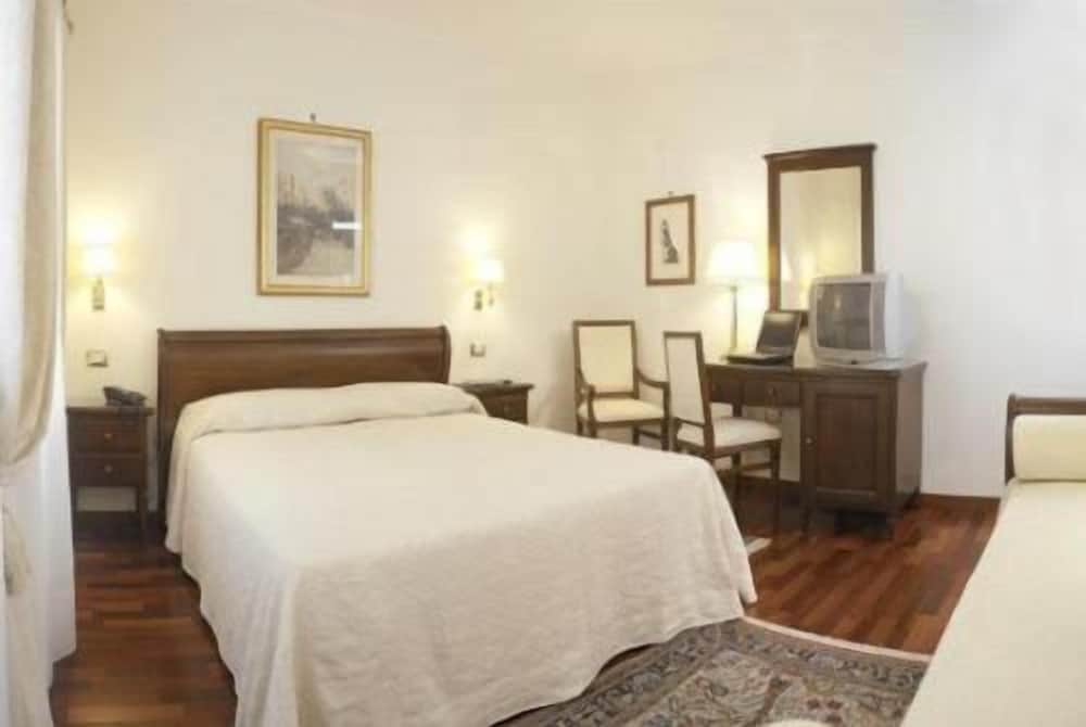 Villa Crispi 23/37