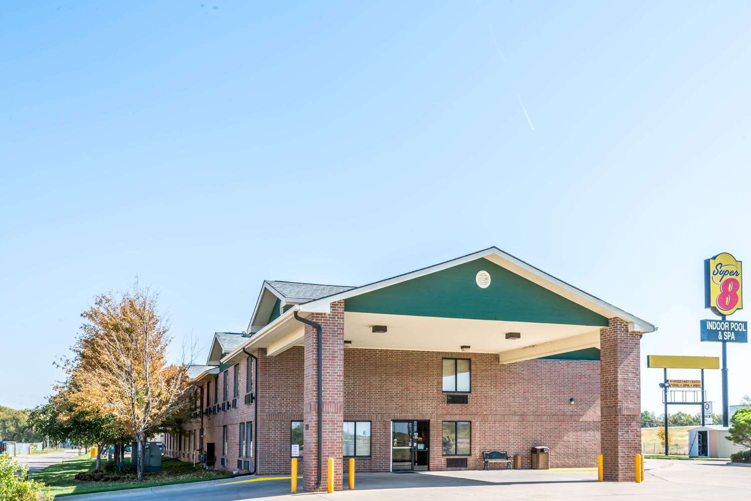 Super 8 By Wyndham Salina I-70 1/29