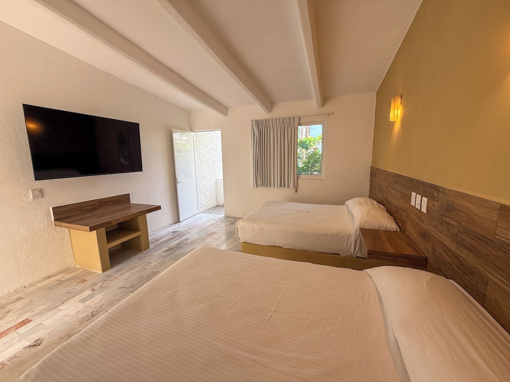 Hotel Villa Mexicana Puerto Escondido 13/42
