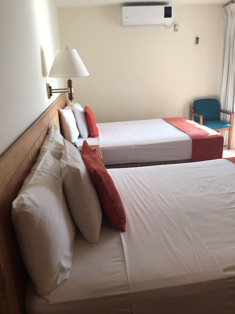 Be La Sierra Hotel 37/73