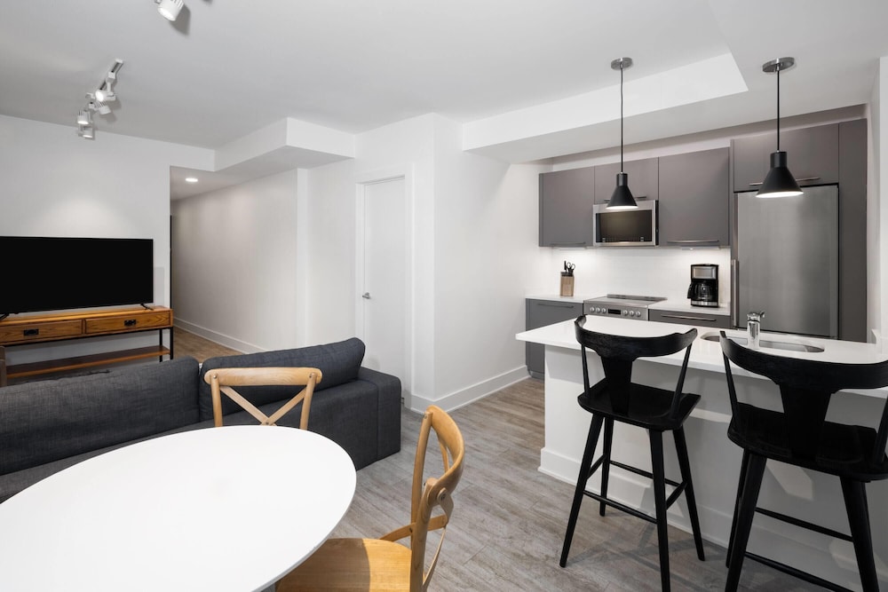 Reside Navy Yard, a Wyndham Residence 57/72