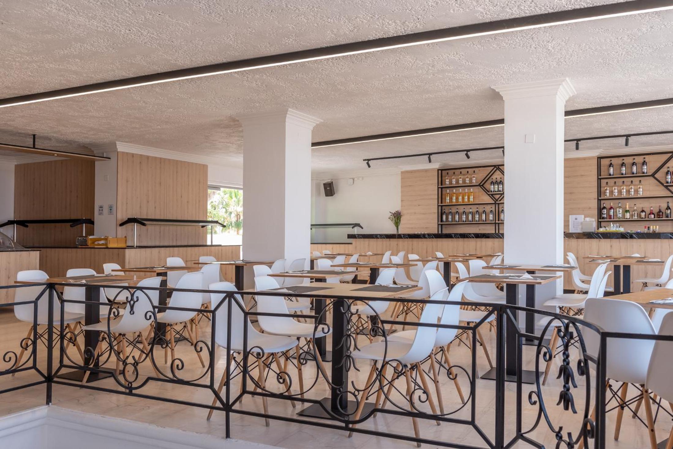 Azure Mare Hotel Adults Only 29/40