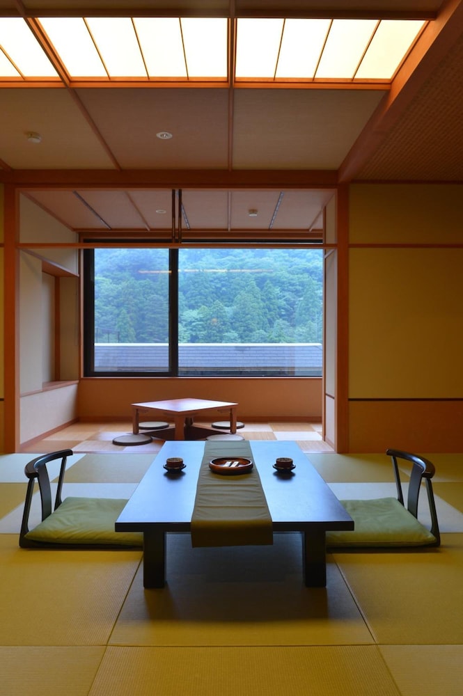 SHIKANOYU HOTEL 42/66