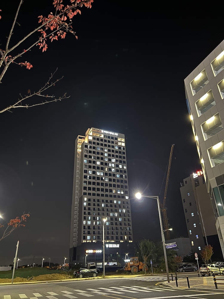 RIVIERA VERIUM HOTEL 3/40