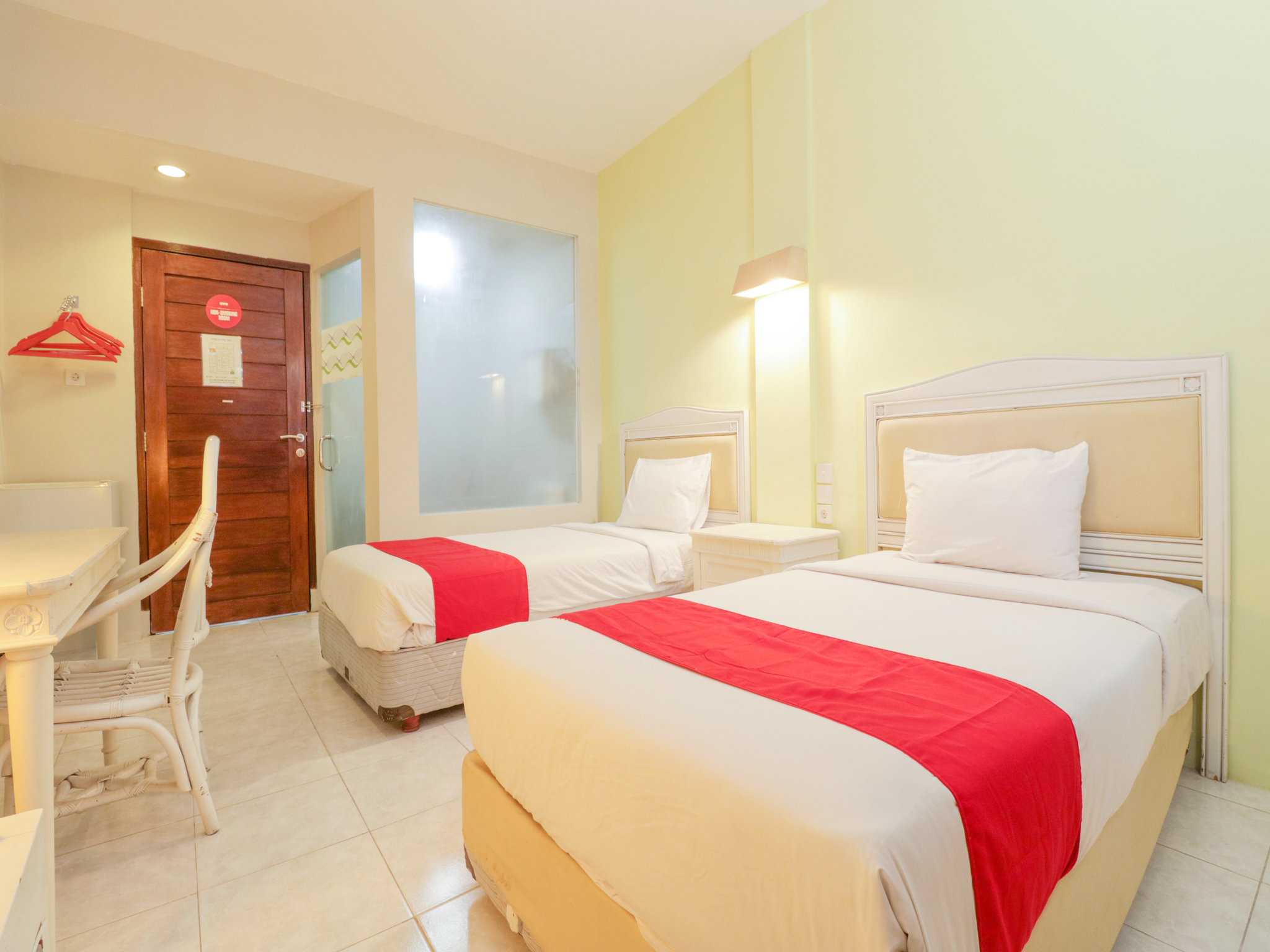 Oyo Flagship 2253 The Sunrise Sanur (Ex. Oyo 2253 The Sunrise Sanur) 41/56