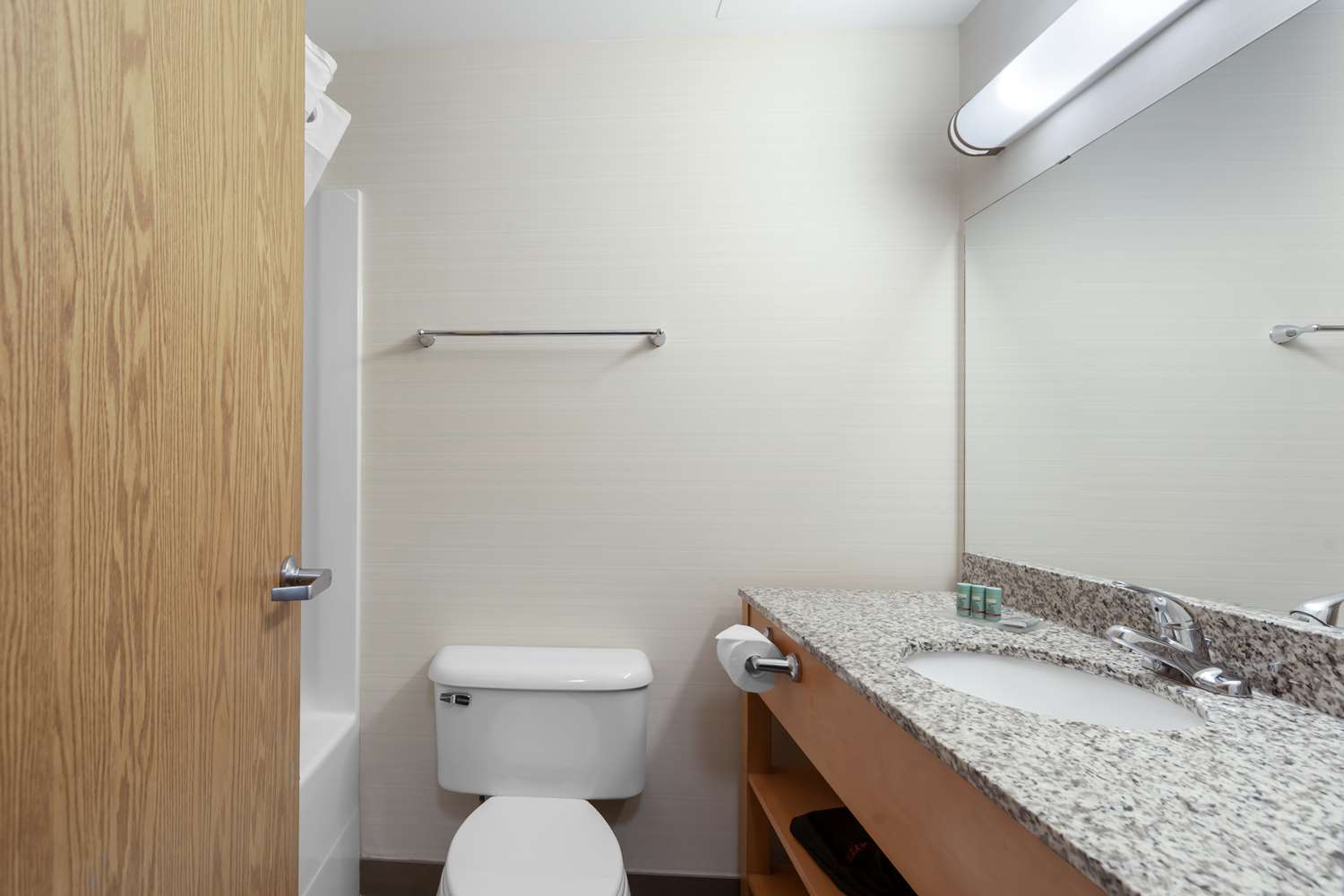 Best Western Grande Prairie Hotel and Suites 24/25