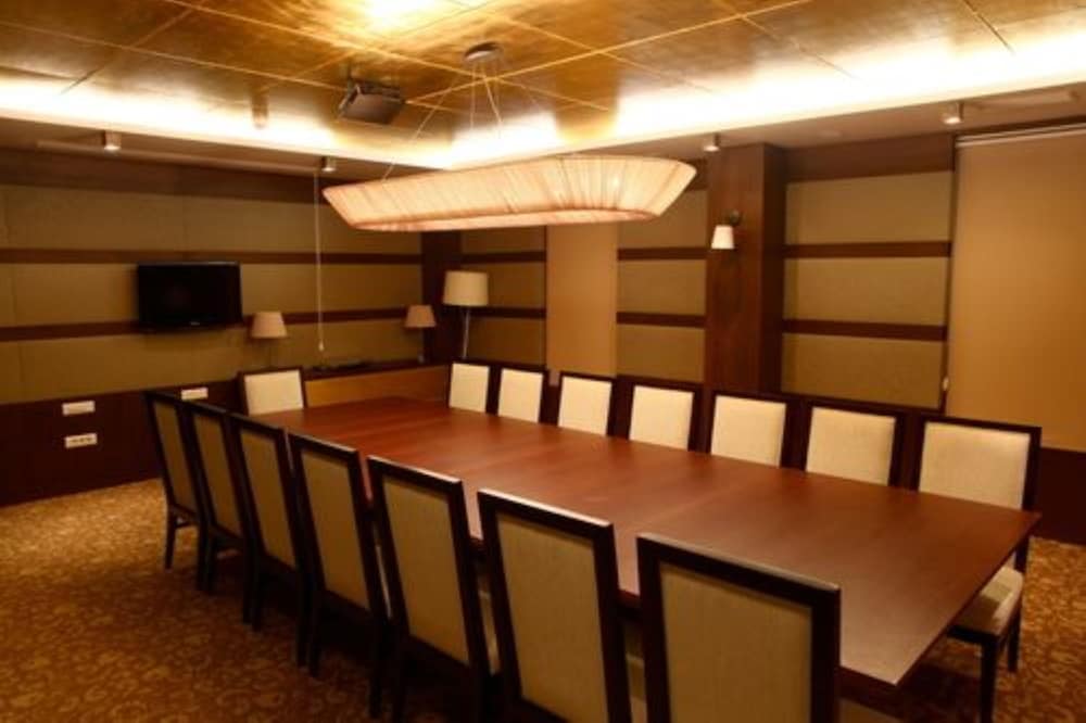 Iksir Resort Town Hotel 55/68