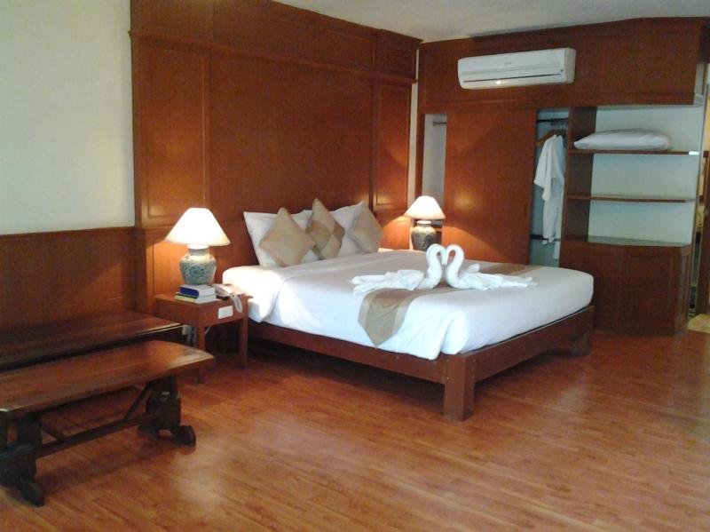 RACHAWADEE RESORT & HOTEL 13/30