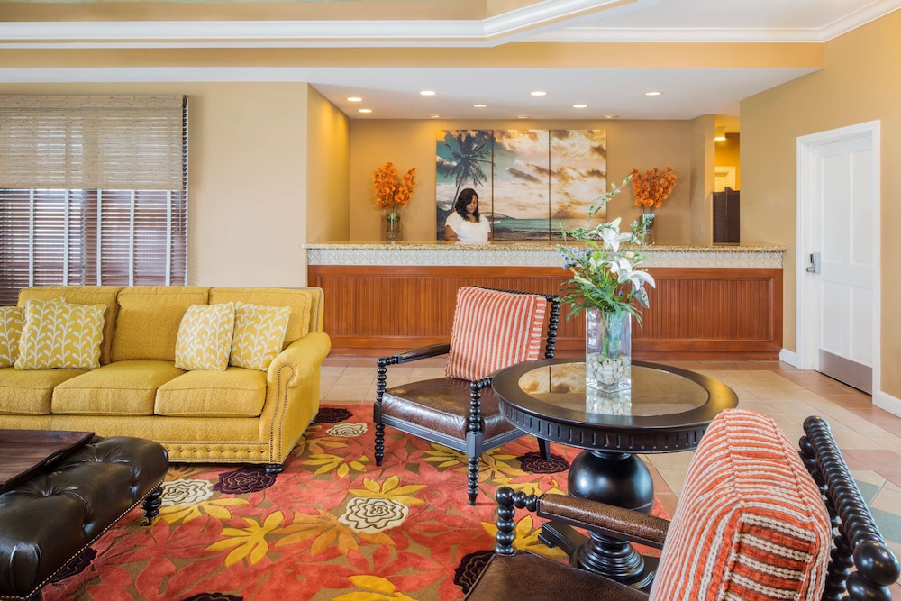 Hyatt Vacation Club at Windward Pointe 32/58