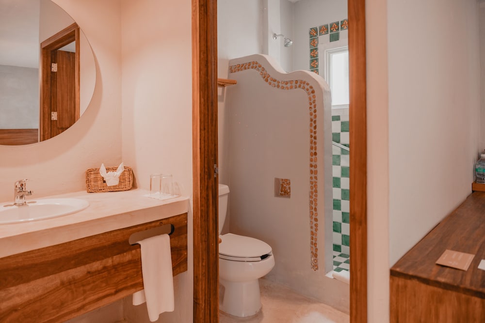 Petit Lafitte Hotel 53/53