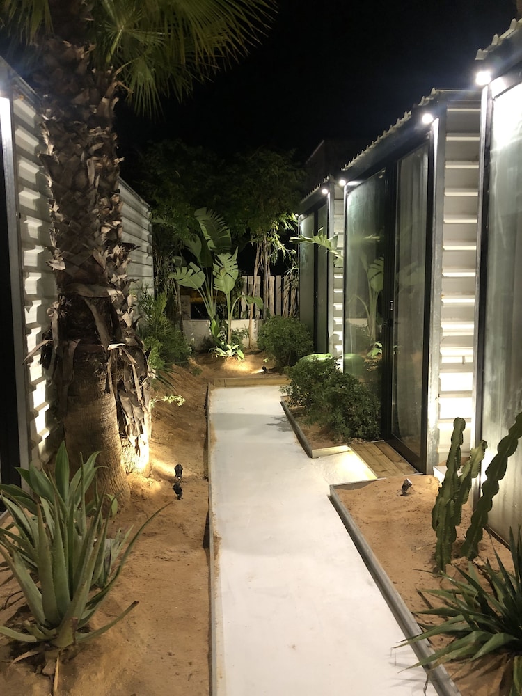 PAIISE Hotels 46/58