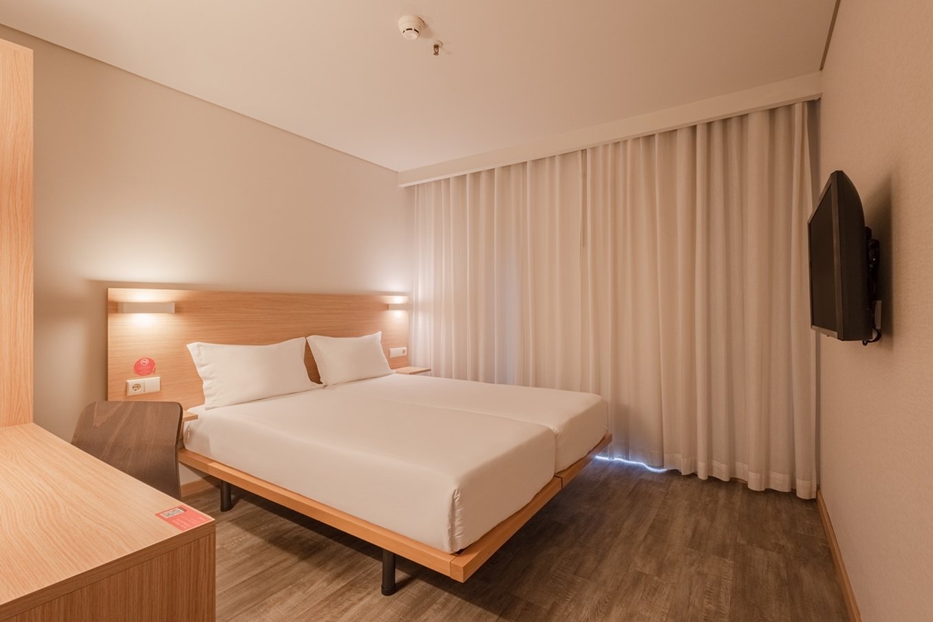 Moov Hotel Porto Norte 5/17