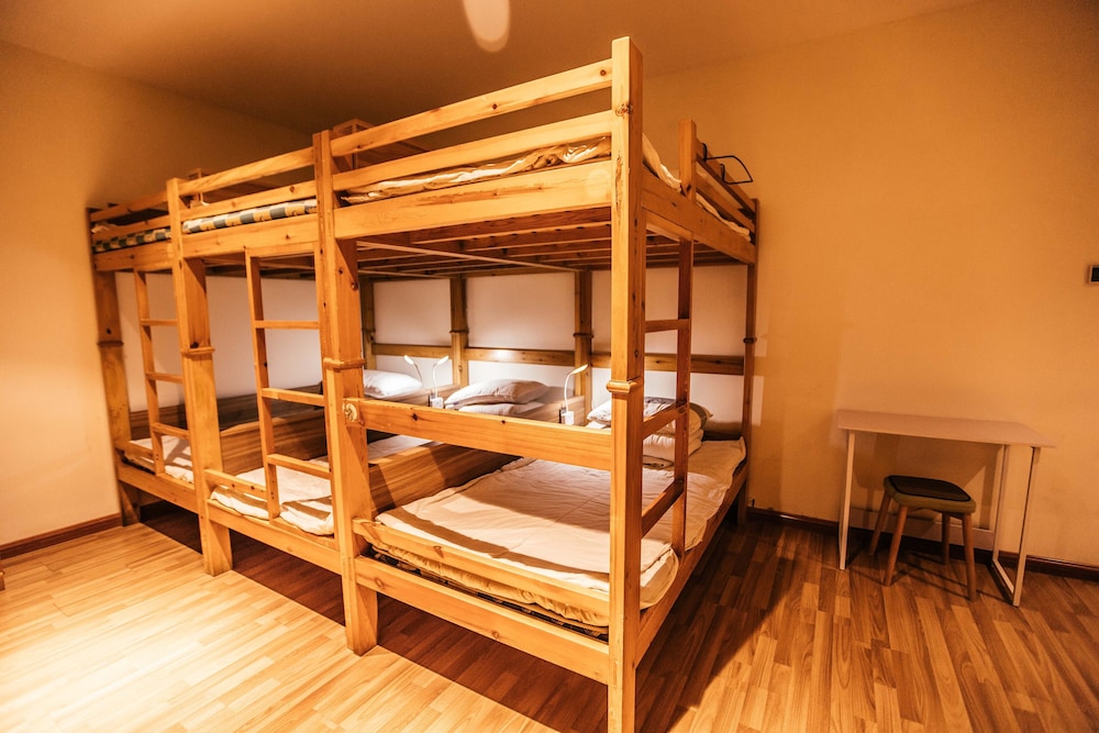 Qufu International Youth Hotel 13/30